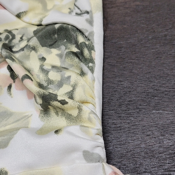 Pinkblush White Floral Wrap Maternity Maxi Dress - Picture 7 of 8